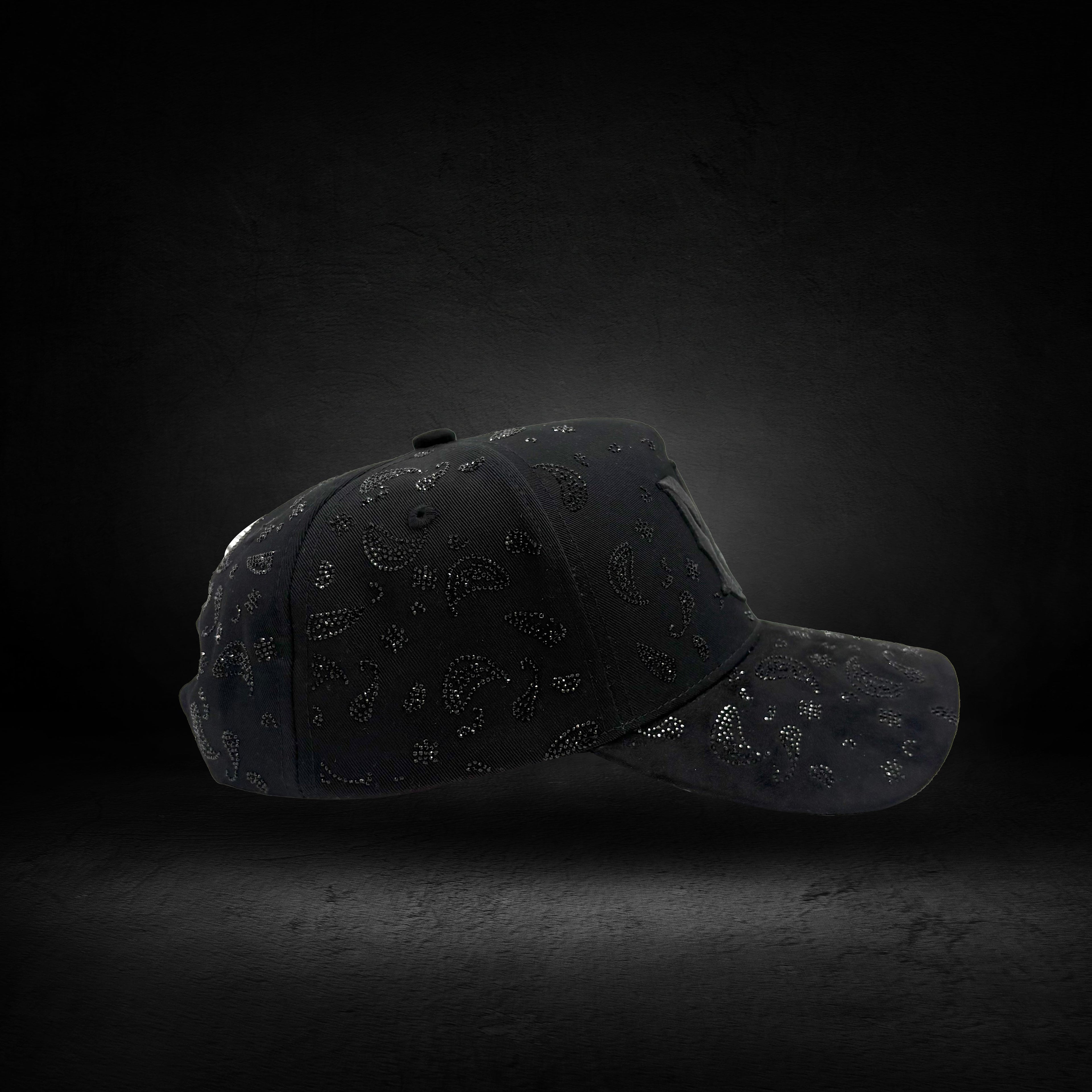 AM X BLACKED OUT
